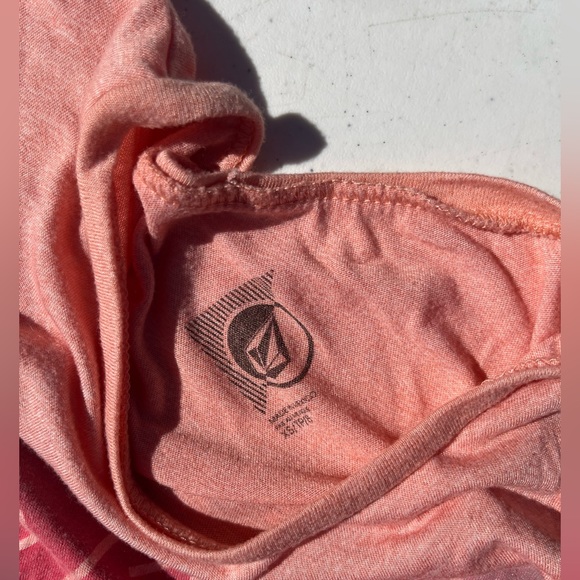 Volcom Tank - Picture 2 of 2